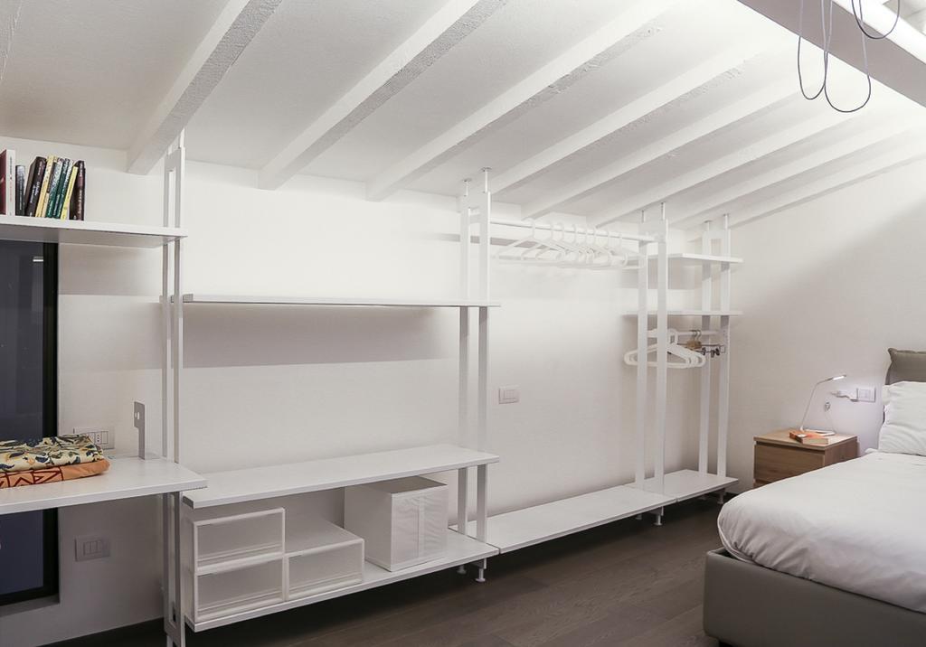 Pepi Attic Florencia